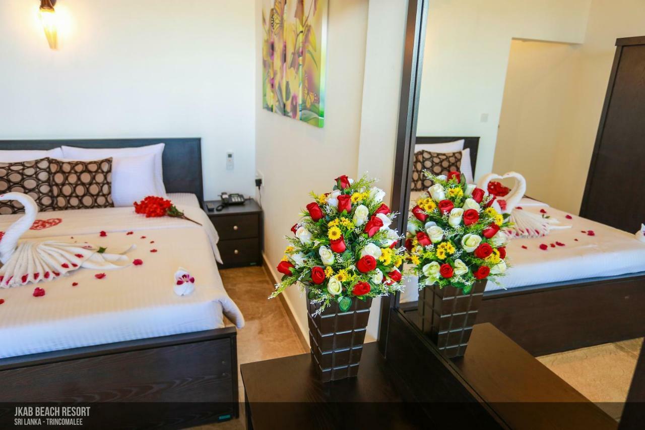 Jkab Beach Resort Trincomalee Kültér fotó